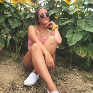 Meet your Posher, Karli